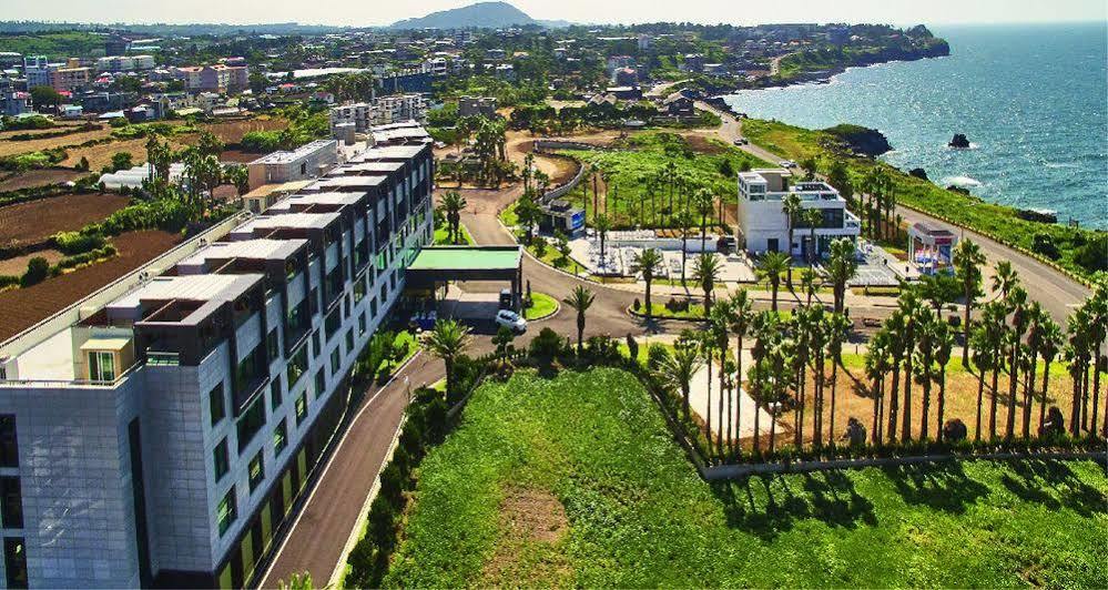 Uni Hotel Jeju Exterior foto